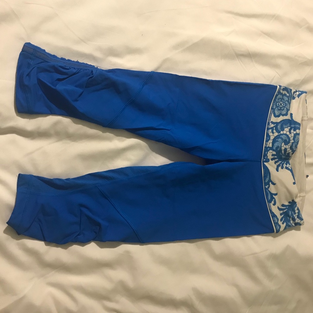 Size 6 Lululemon crops